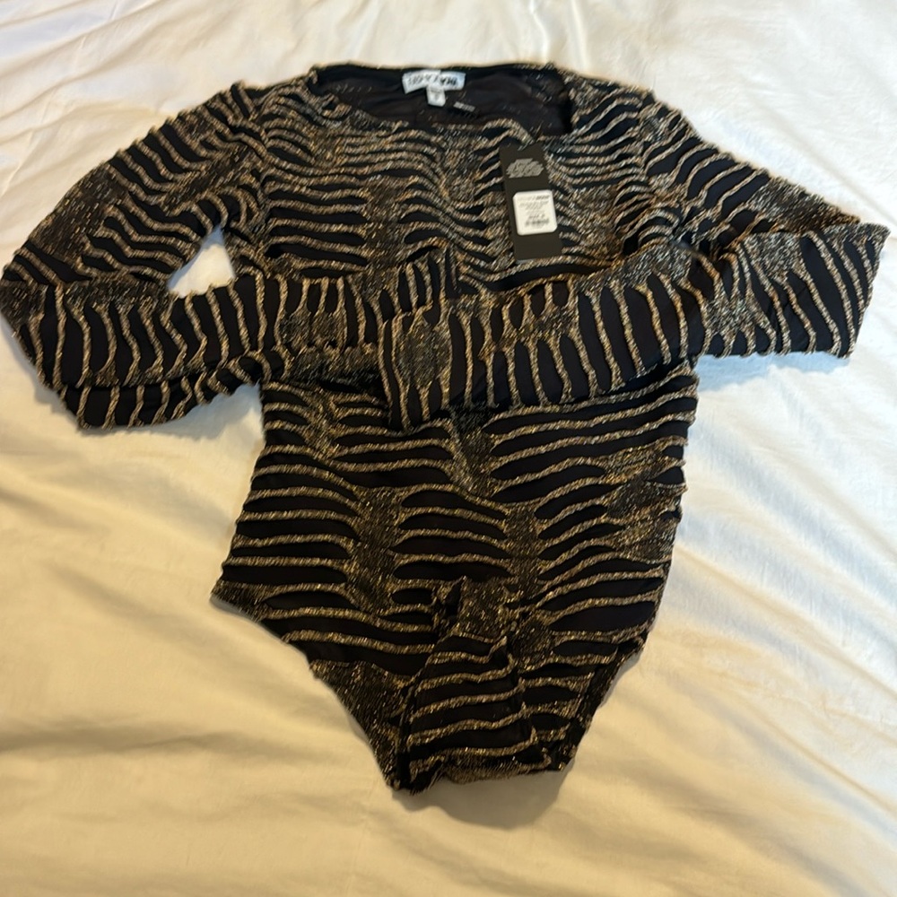 Fashion Nova “Giving My Best” bodysuit